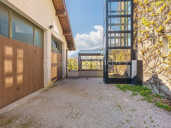 Maison Gex - 6 chambres - 420m²