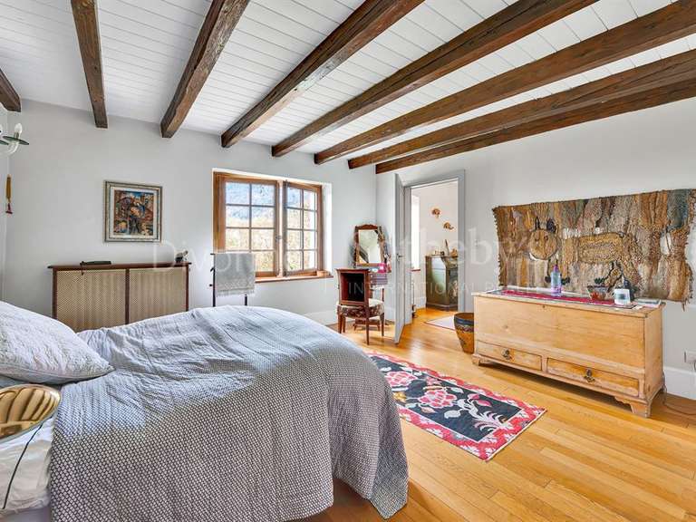 Maison Gex - 6 chambres - 420m²