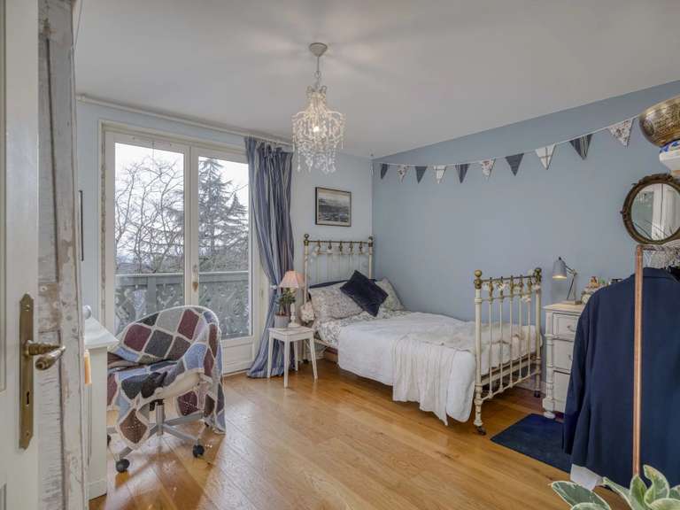 Maison Gex - 7 chambres - 320m²