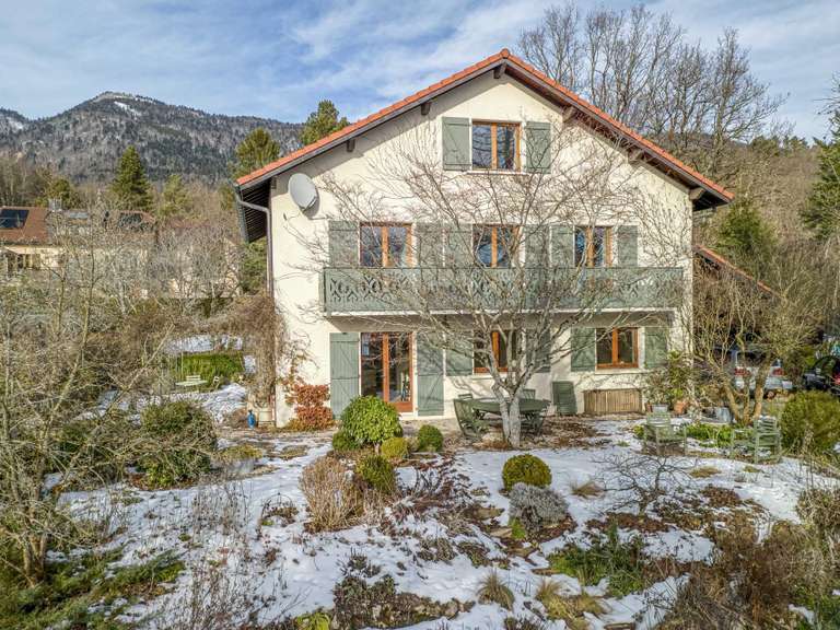 Maison Gex - 7 chambres - 320m²