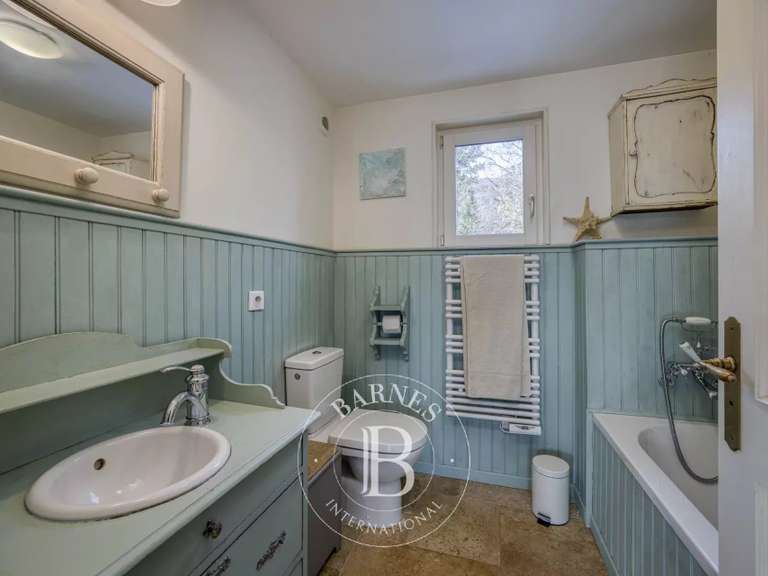 Maison Gex - 7 chambres - 320m²