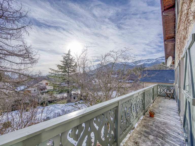 Maison Gex - 7 chambres - 320m²