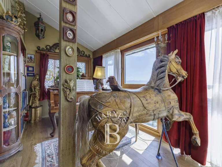 Maison Gex - 3 chambres - 207m²