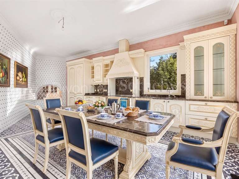 Maison Gex - 6 chambres - 480m²