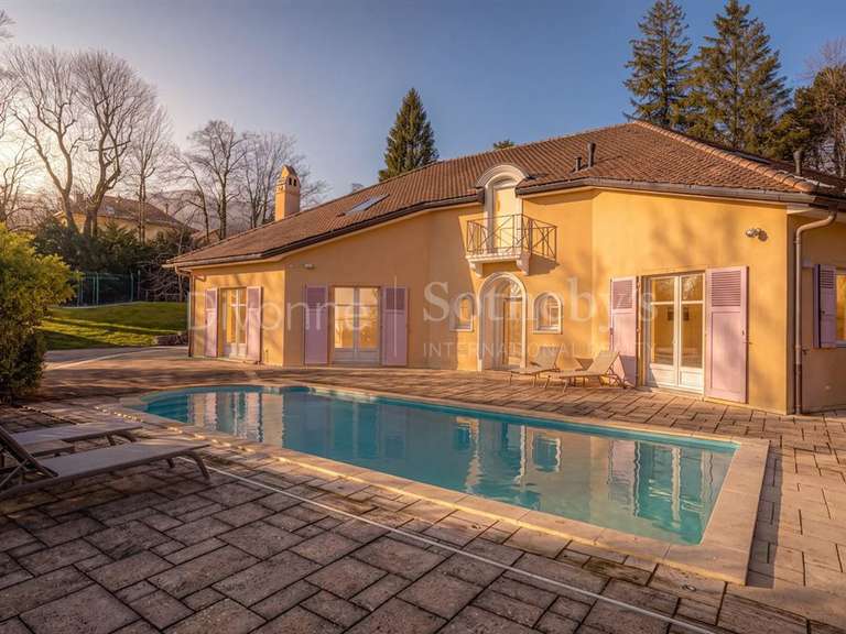 Maison Gex - 6 chambres - 480m²