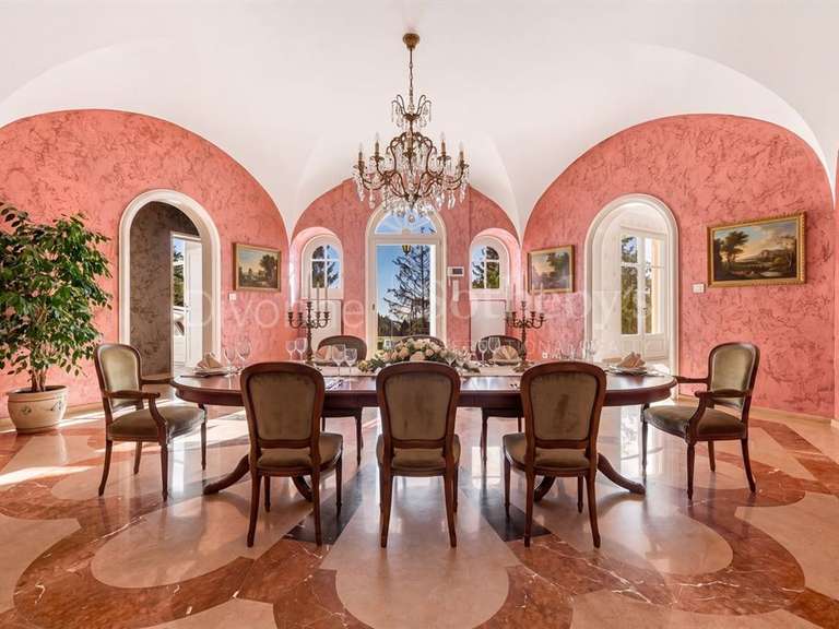 Maison Gex - 6 chambres - 480m²