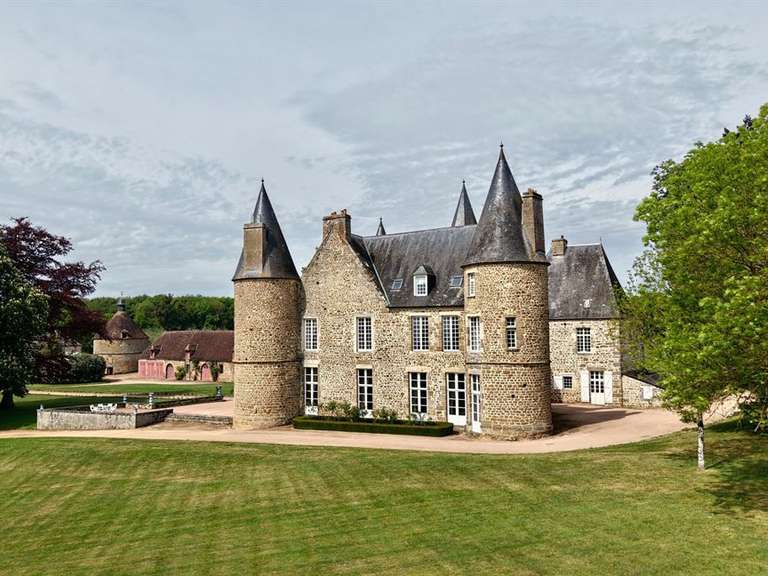 Château Giel-Courteilles - 9 chambres - 833m²