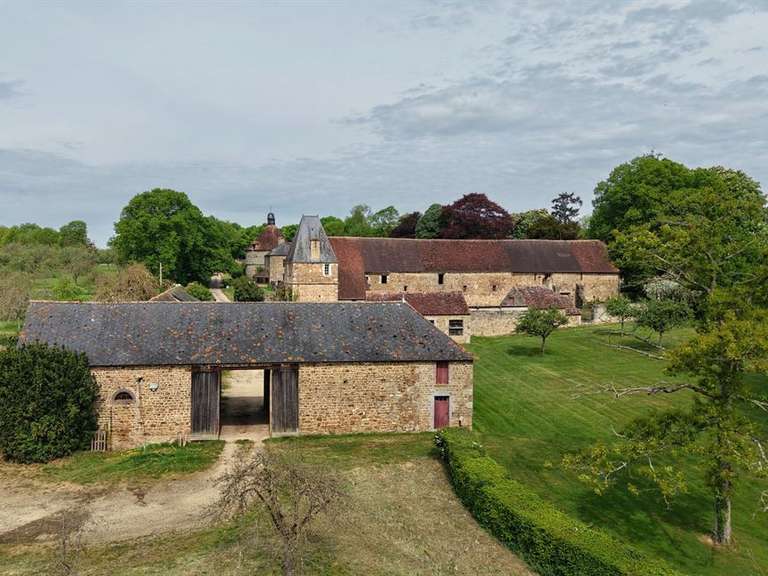 Château Giel-Courteilles - 9 chambres - 833m²