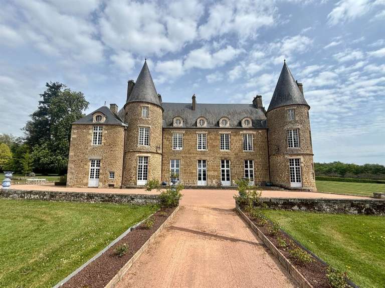 Château Giel-Courteilles - 9 chambres - 833m²