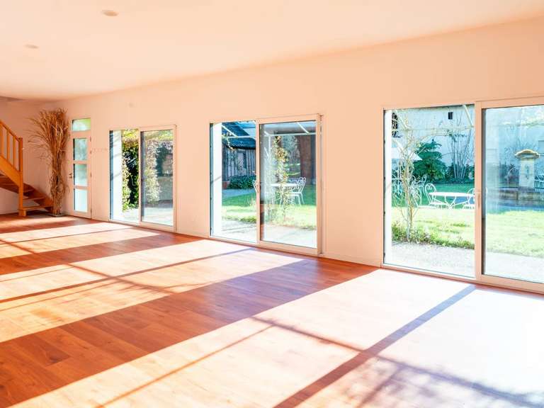 Manor Gien - 14 bedrooms - 1218m²