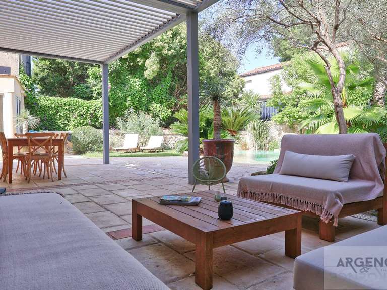 Maison Gigean - 5 chambres - 282m²