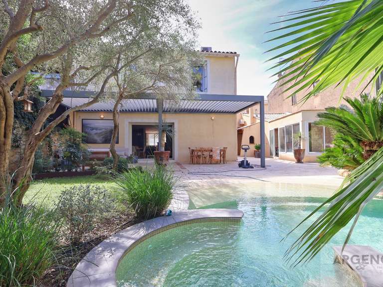 Maison Gigean - 5 chambres - 282m²