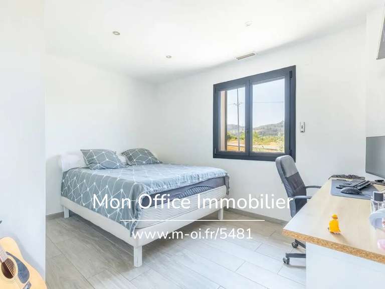 House Gignac-la-Nerthe - 3 bedrooms - 100m²