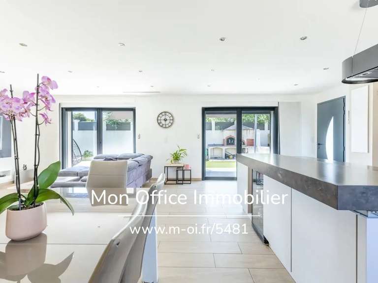 House Gignac-la-Nerthe - 3 bedrooms - 100m²