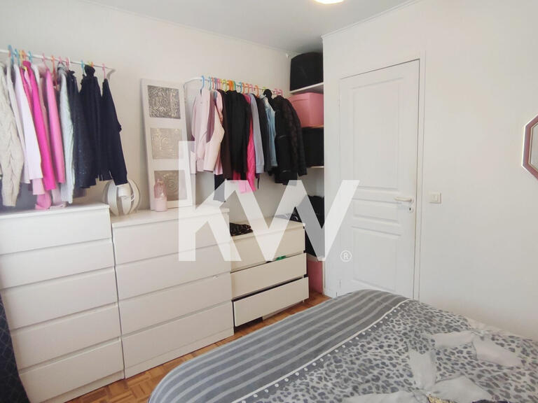 Villa Gignac-la-Nerthe - 4 bedrooms - 160m²