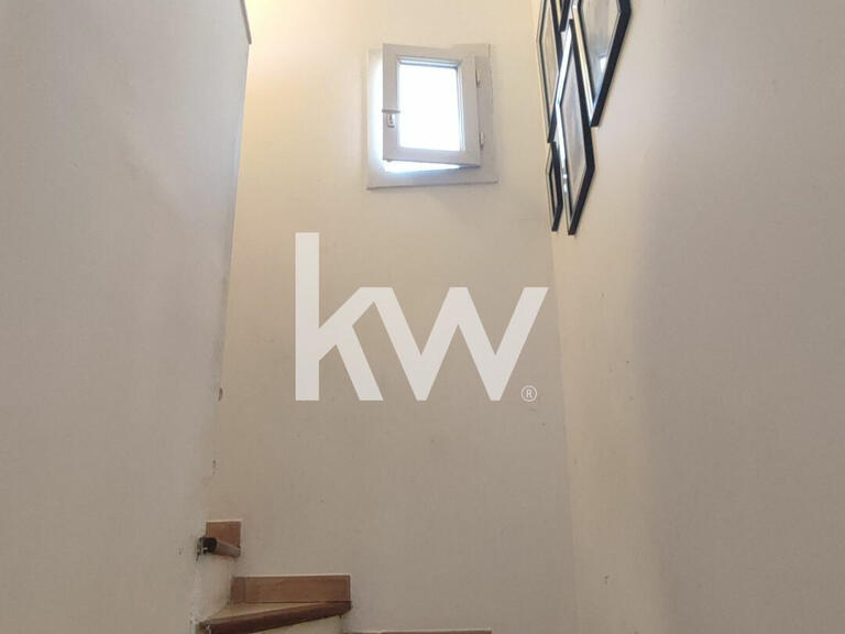 Villa Gignac-la-Nerthe - 4 bedrooms - 160m²