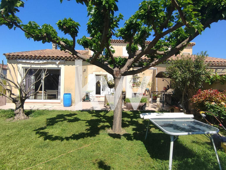 Villa Gignac-la-Nerthe - 4 bedrooms - 160m²