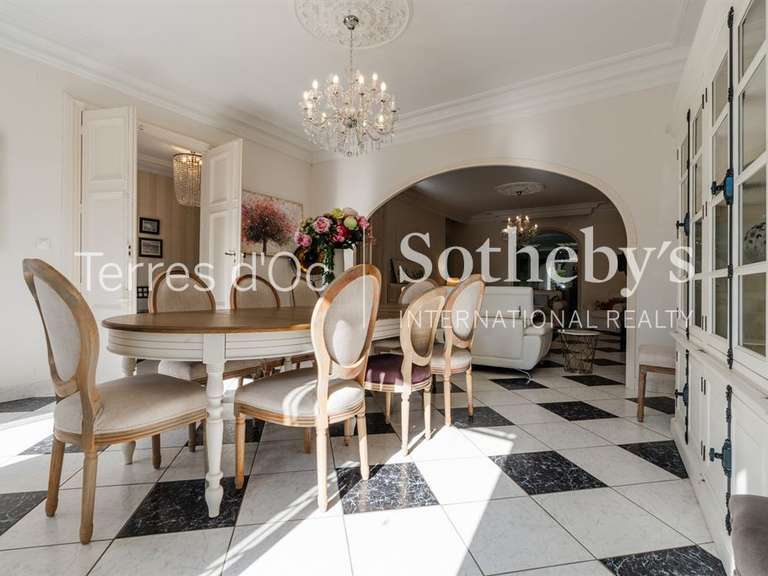 Maison Ginestas - 600m²