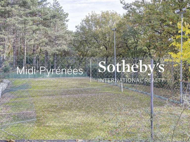 Maison Giroussens - 5 chambres - 270m²