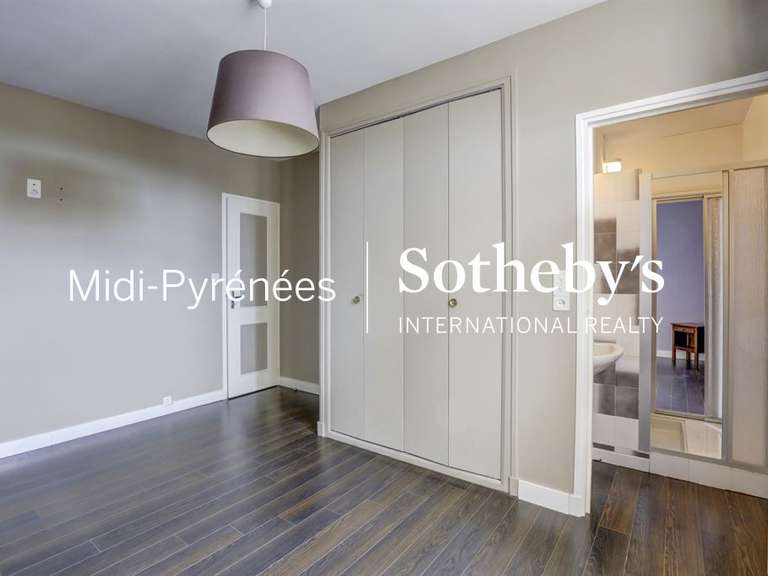 Maison Giroussens - 5 chambres - 270m²