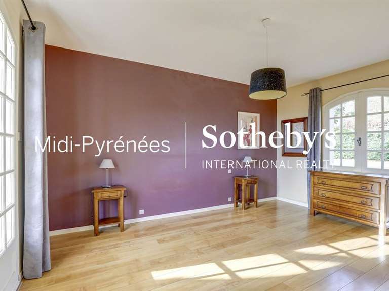 Maison Giroussens - 5 chambres - 270m²