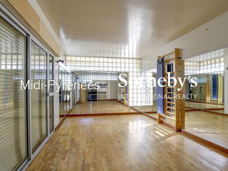 Maison Giroussens - 5 chambres - 270m²