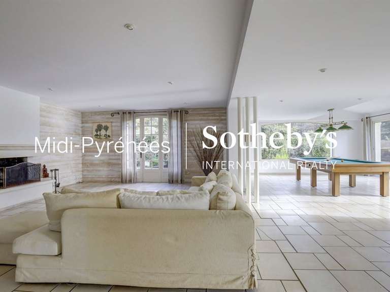 Maison Giroussens - 5 chambres - 270m²