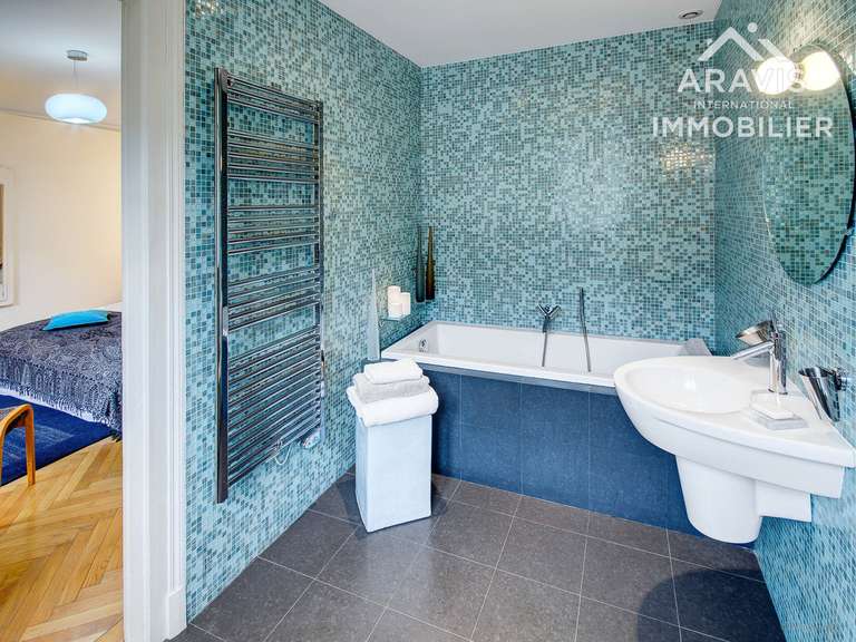 House Glières-Val-de-Borne - 7 bedrooms - 620m²