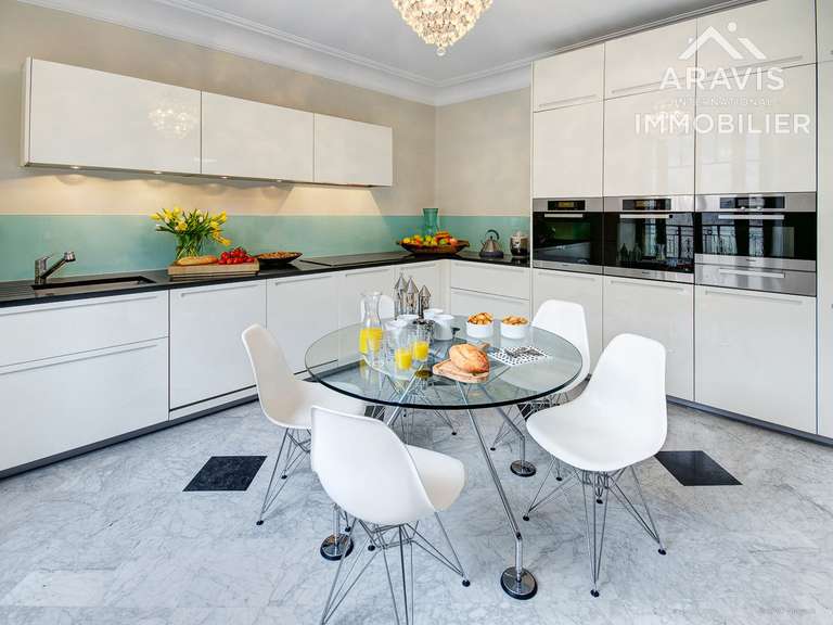 House Glières-Val-de-Borne - 7 bedrooms - 620m²