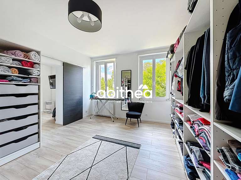 House Goeulzin - 6 bedrooms - 331m²