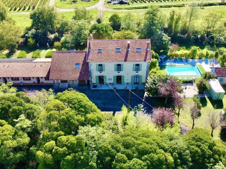 Maison Gondrin - 9 chambres - 468m²