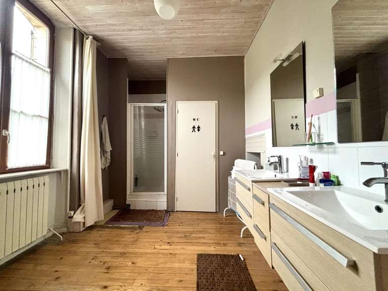 Maison Gondrin - 9 chambres - 468m²