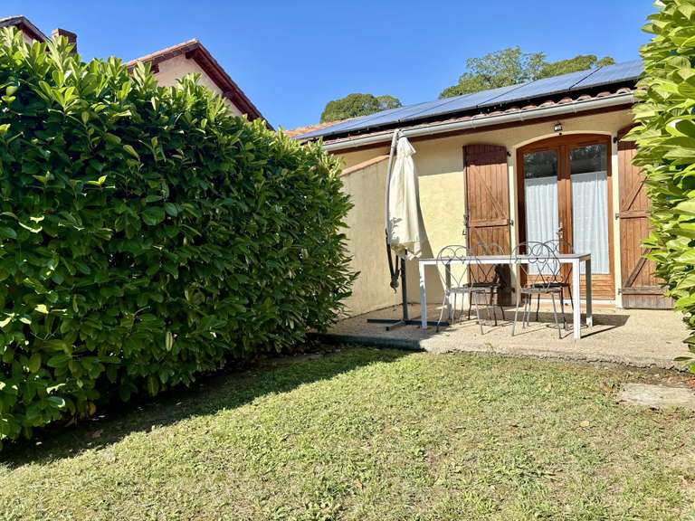 Maison Gondrin - 9 chambres - 468m²