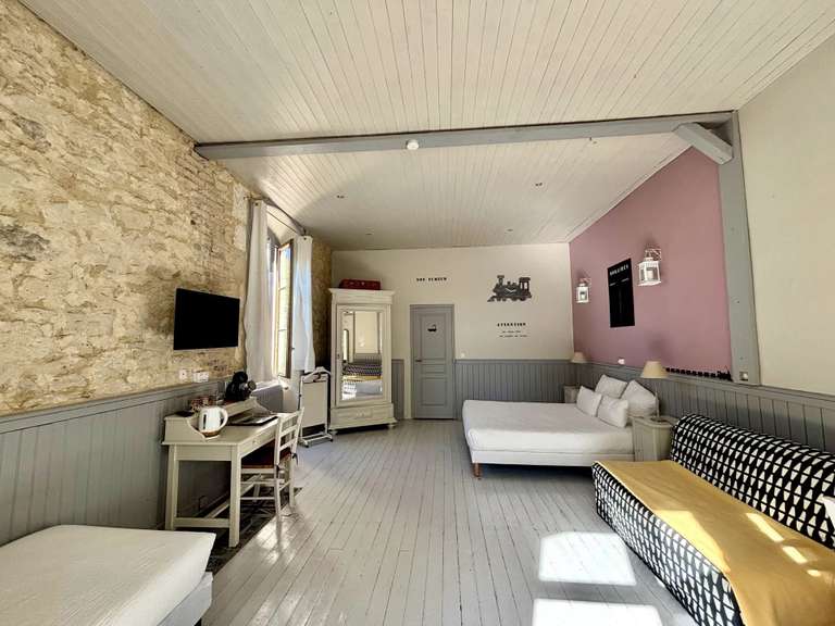 Maison Gondrin - 9 chambres - 468m²