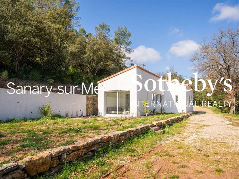 House Gonfaron - 1 bedroom - 92m²