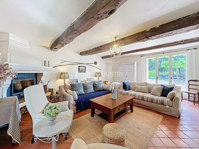 Villa Gonfaron - 6 chambres - 268m²