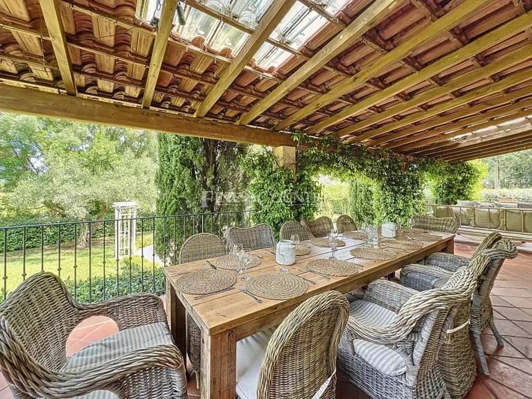 Villa Gonfaron - 6 chambres - 268m²