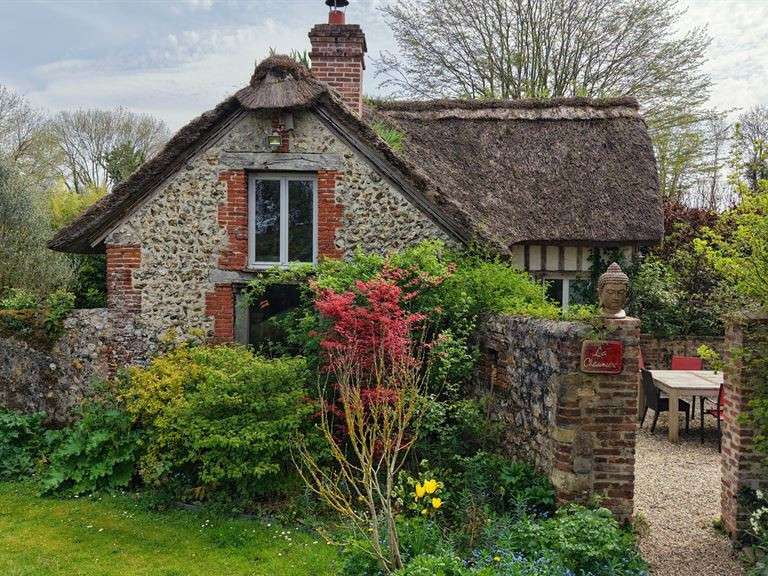 Maison Gonneville-sur-Honfleur - 4 chambres - 402m²