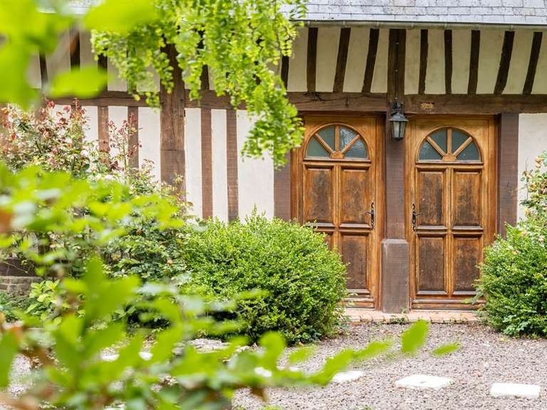 Maison Gonneville-sur-Scie - 7 chambres - 374m²