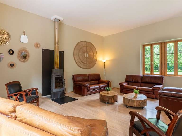 Maison Gonneville-sur-Scie - 7 chambres - 374m²
