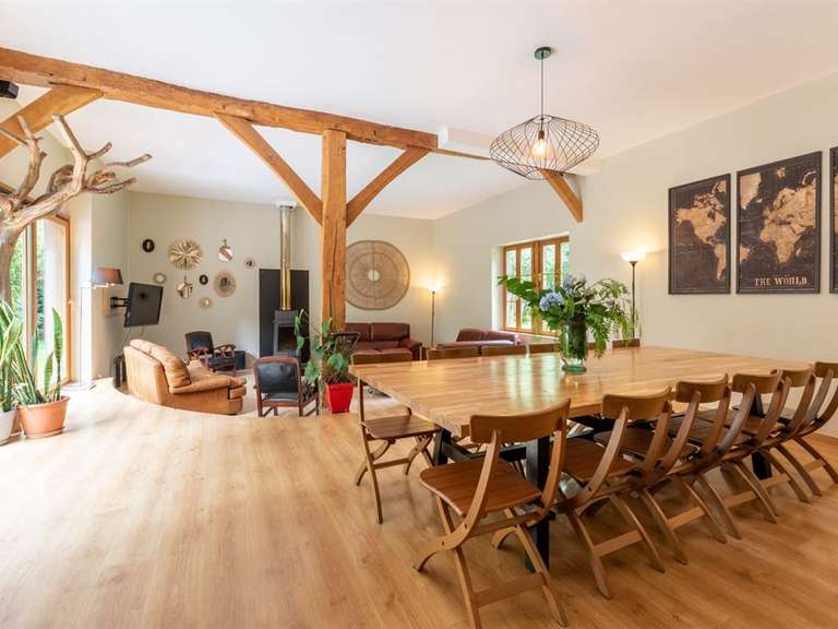 Maison Gonneville-sur-Scie - 7 chambres - 374m²
