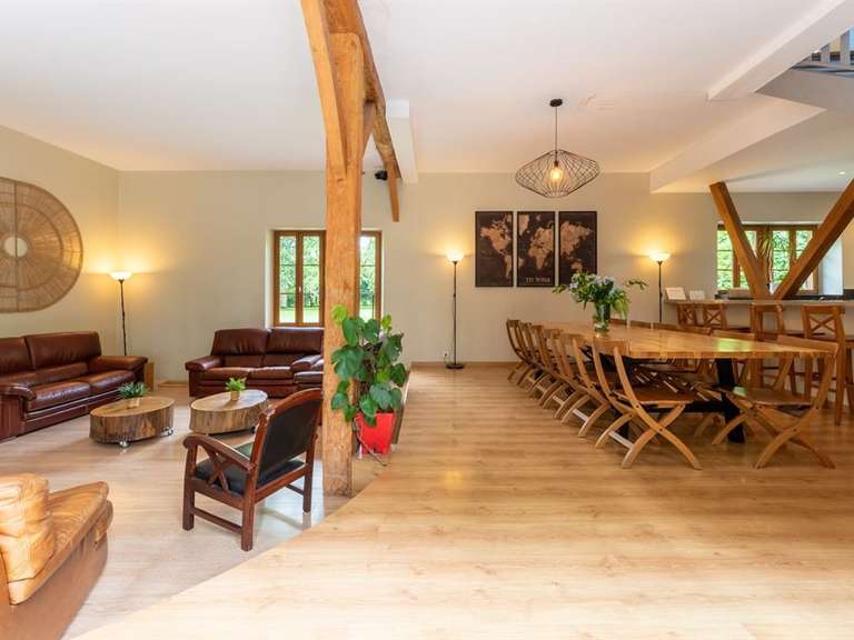 Maison Gonneville-sur-Scie - 7 chambres - 374m²