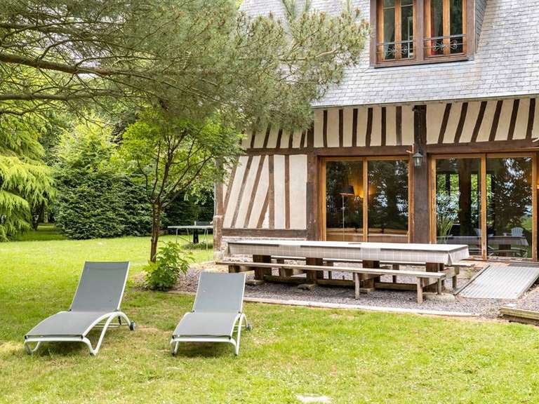 Maison Gonneville-sur-Scie - 7 chambres - 374m²