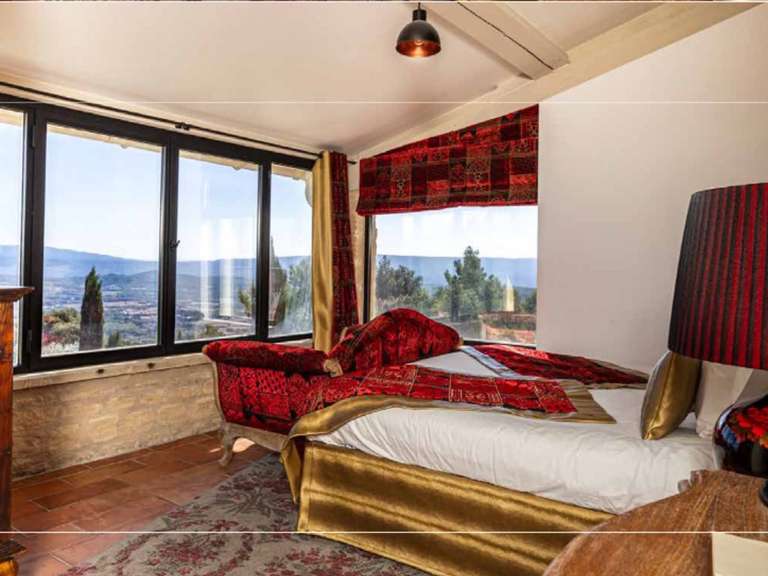 Hôtel particulier Gordes - 17 chambres - 715m²