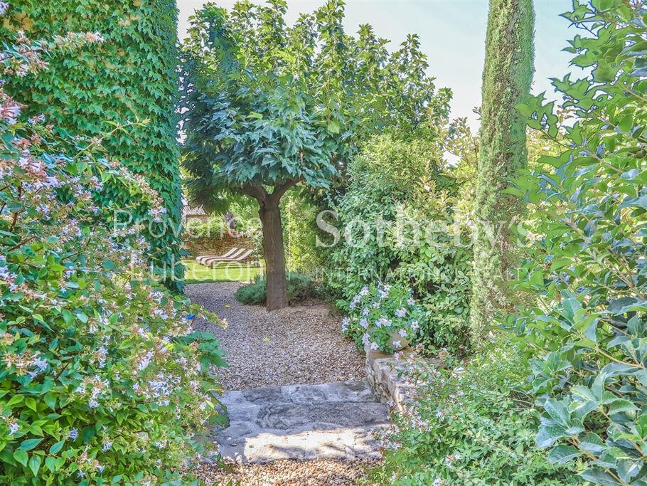 House Gordes