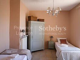 Holidays House Gordes - 7 bedrooms