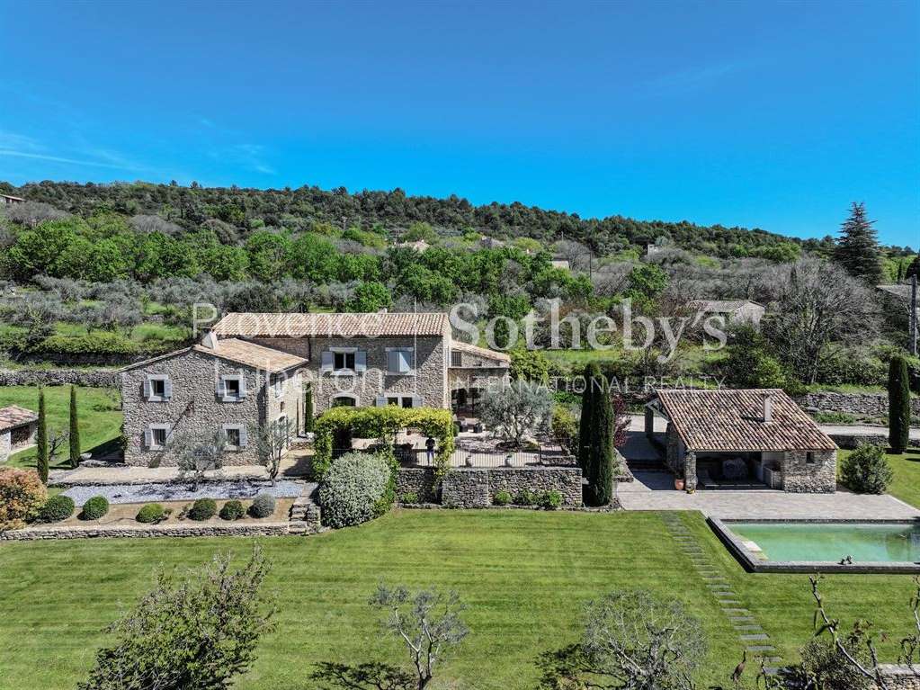 House Gordes