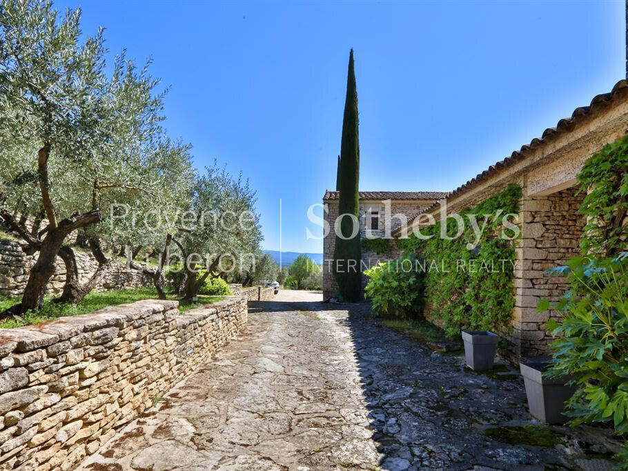 House Gordes