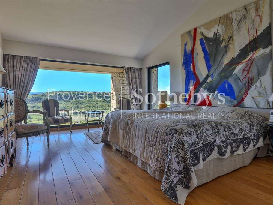 House Gordes