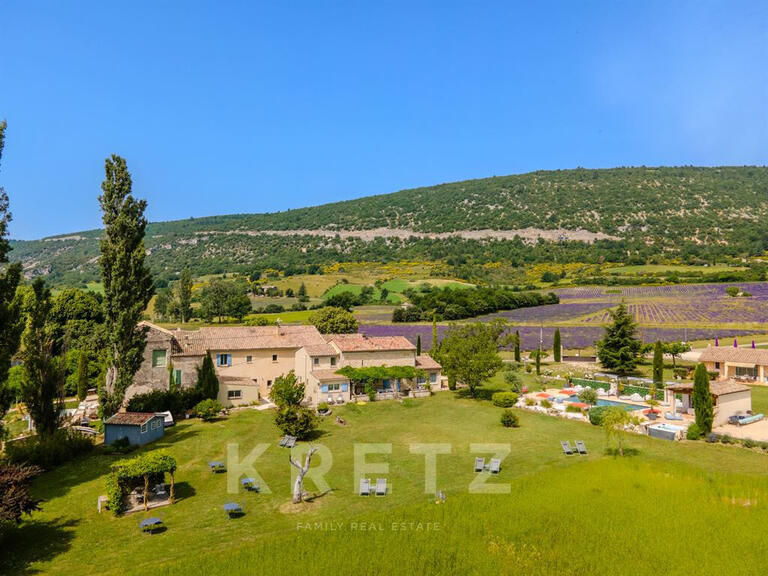 Maison Gordes - 13 chambres - 760m²